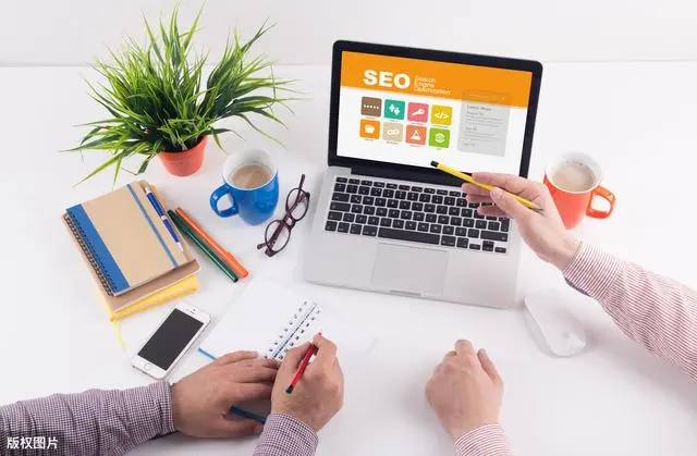 新能源汽车起火多人破窗救援未果